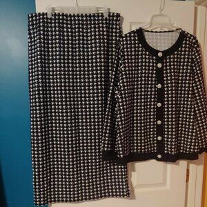 Plus Houndstooth Print Jacket & Skirt Without Belt